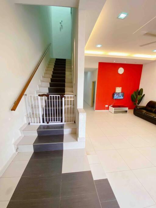 Holiday home Niana Homestay -near Town Malacca