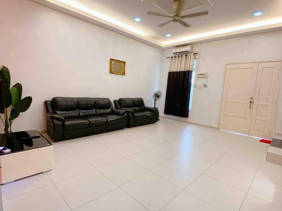 Niana Homestay -near Town Malacca